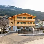 Haus Tauernblick 3 * Jochberg