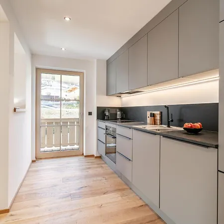 Haus Tauernblick 3 Apartment *