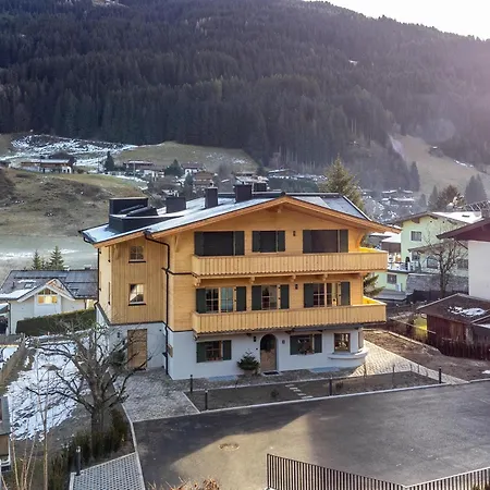 Haus Tauernblick 3 *